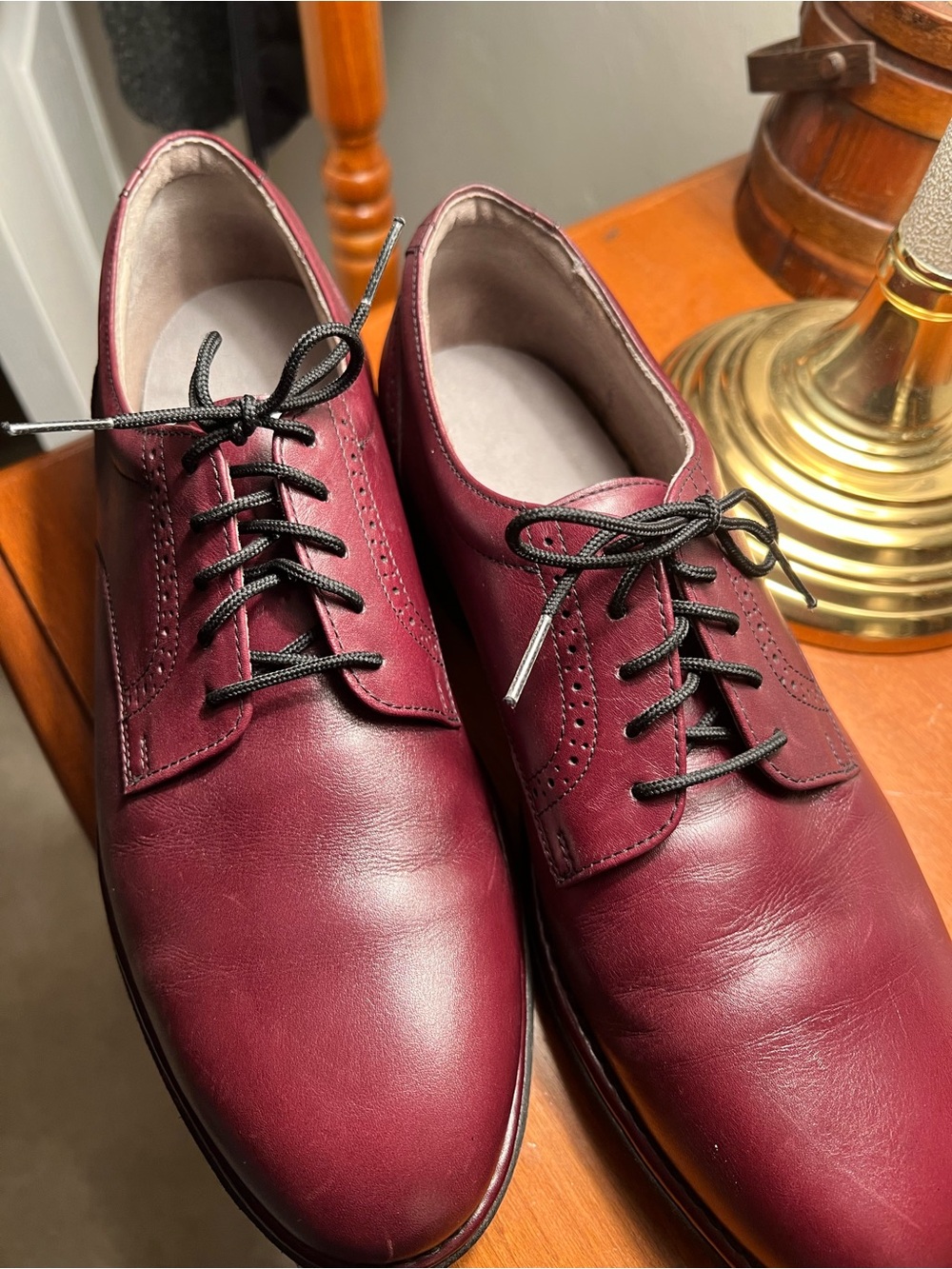 Rockport Vibram Men's Wine Leather Oxford Dress Shoes